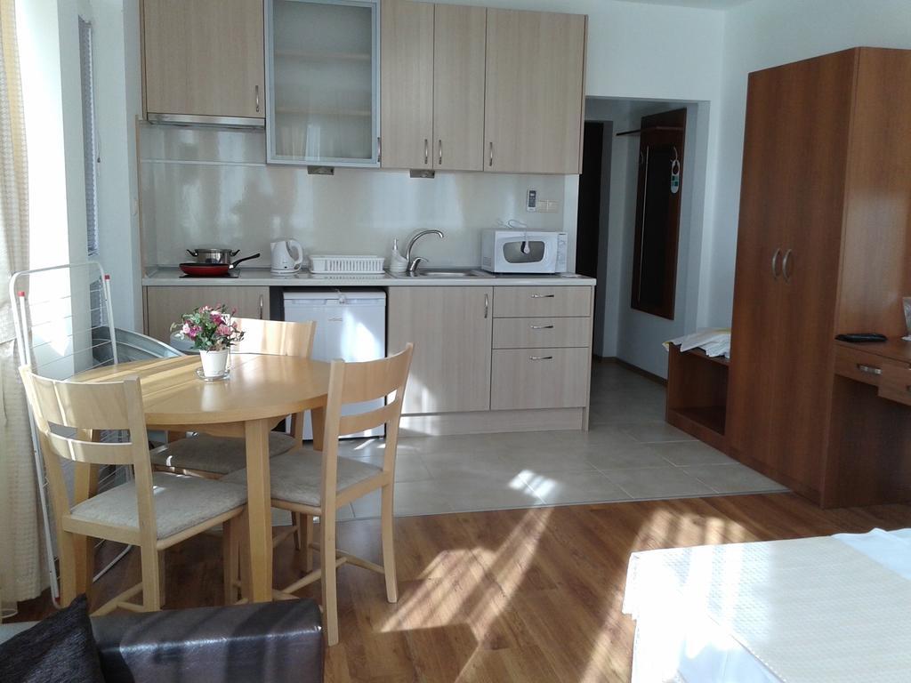 Stephanovy Guest House Sozopol Rum bild