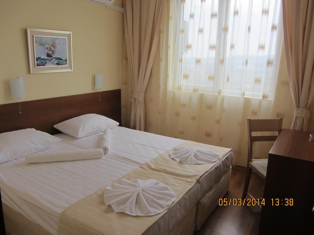 Stephanovy Guest House Sozopol Rum bild